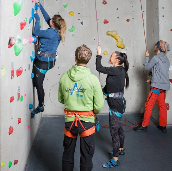 1-topropekurs Topropekurs im Klettercenter Eiger Nord Freiburg